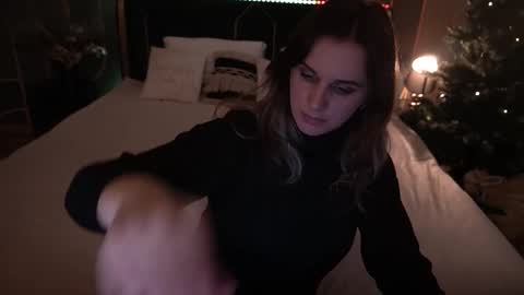 Sofi online show from December 21, 8:24 pm