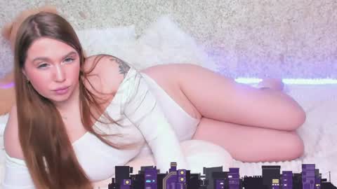 Snapshot of sofie__evans chatting on February 24, 1:11 am Sofie Evans online show from February 24, 1:11 am