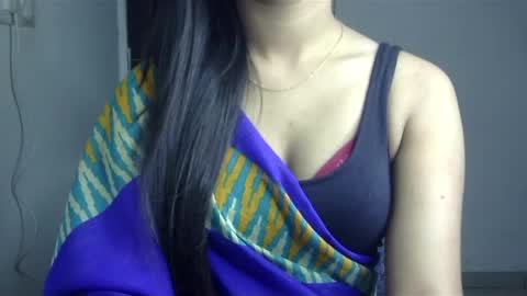 Snapshot of sofie_diva chatting on December 11, 4:52 pm divya online show from December 11, 4:52 pm