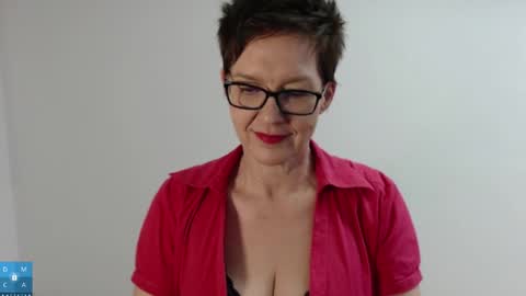 Sofie Velvet online show from December 3, 6:32 pm