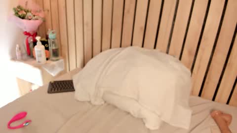 Sofie online show from November 27, 4:43 pm