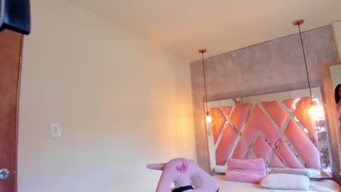   online show from December 23, 6:16 pm