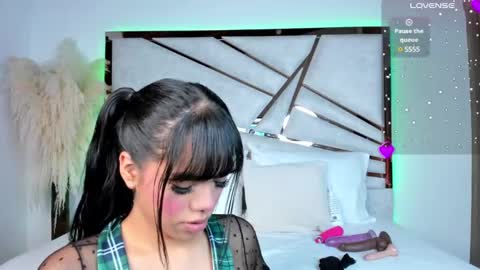 sofijohnsonx online show from March 8, 8:24 pm