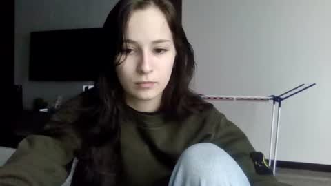 softcherry0345 online show from April 15, 2:17 pm