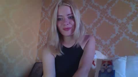 softy_aura online show from July 31, 4:30 pm