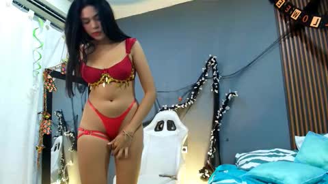 sofy west online show from October 29, 3:33 am