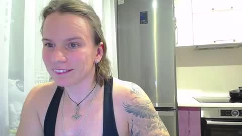 Sola online show from December 4, 4:19 pm