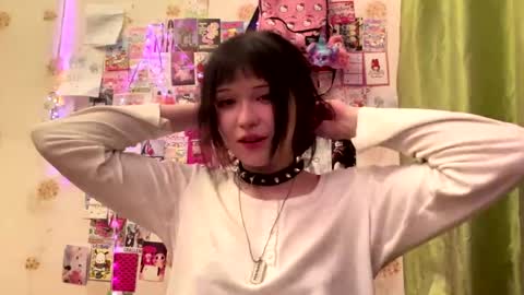 Alice online show from May 12, 9:21 pm