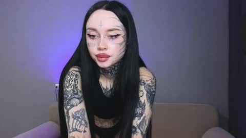 somniya online show from April 17, 9:17 pm