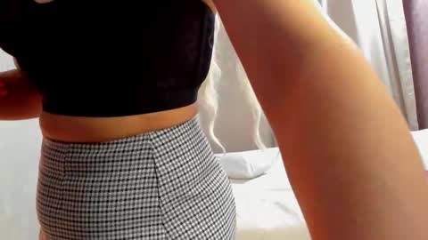 Snapshot of sonasprint chatting on February 12, 10:04 pm sonasprint online show from February 12, 10:04 pm