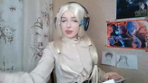 Mila online show from March 18, 6:24 pm