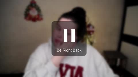 sophia__olsen online show from December 17, 10:41 am