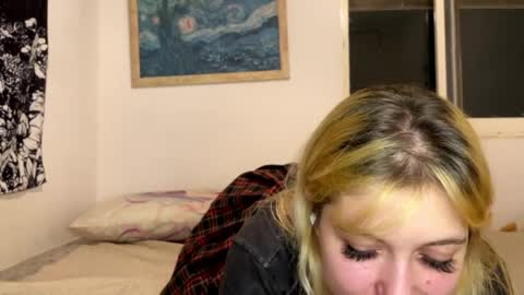 Sofi online show from March 27, 11:27 pm