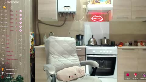 Sophia online show from October 1, 7:08 pm