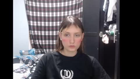 sophie online show from September 21, 7:45 pm