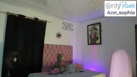 sophie doll online show from October 17, 5:27 pm