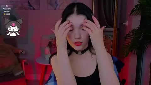 Snapshot of sophie_nomenal_ chatting on October 20, 6:05 am sophie_nomenal_ online show from October 20, 6:05 am