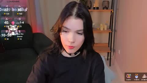Snapshot of sophie_nomenal_ chatting on October 14, 1:57 pm sophie_nomenal_ online show from October 14, 1:57 pm