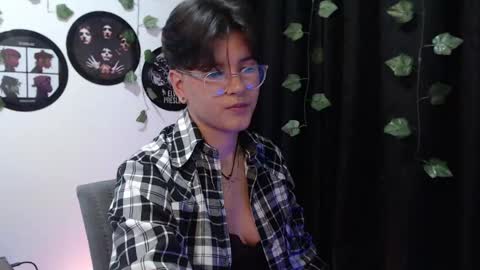 Sophie online show from November 15, 12:11 am