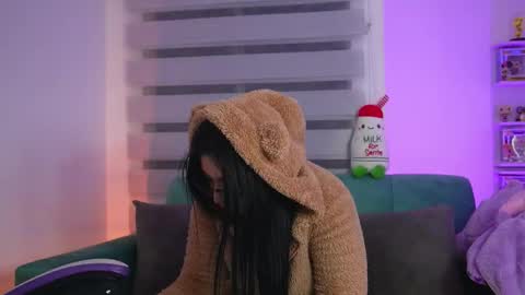 Sophie online show from March 2, 7:15 am