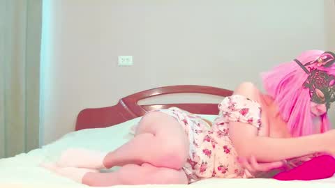 Snapshot of sophiechan69 chatting on February 18, 2:06 pm ShopieChan69 online show from February 18, 2:06 pm