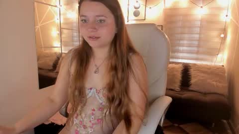 Sophie  online show from November 7, 2:00 pm