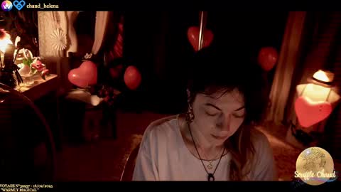 Snapshot of souffle_chaud chatting on February 16, 8:33 pm . . online show from February 16, 8:33 pm