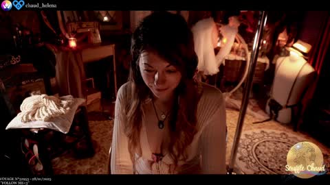 Snapshot of souffle_chaud chatting on January 28, 9:29 pm . . online show from January 28, 9:29 pm