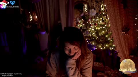 Snapshot of souffle_chaud chatting on December 22, 5:53 pm . . online show from December 22, 5:53 pm