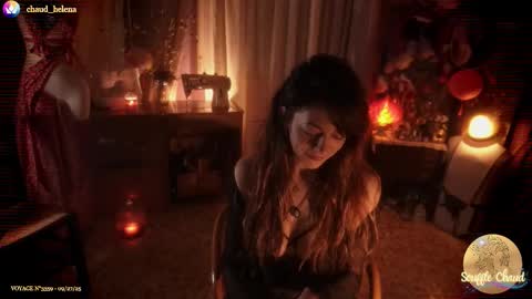 Snapshot of souffle_chaud chatting on September 27, 7:32 pm . . online show from September 27, 7:32 pm