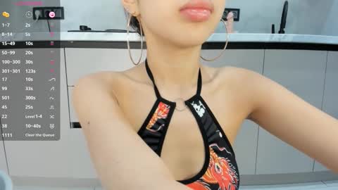 Mia online show from September 20, 4:44 am