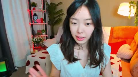 soulharmoonyy online show from April 6, 3:28 am