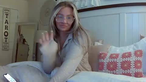 Your Barbii online show from December 29, 11:40 am