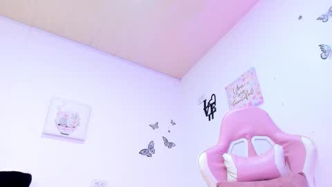 Alicia PVT OPEN online show from October 11, 4:39 am