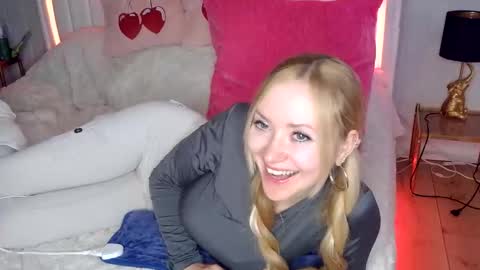 Eli online show from April 22, 6:38 pm