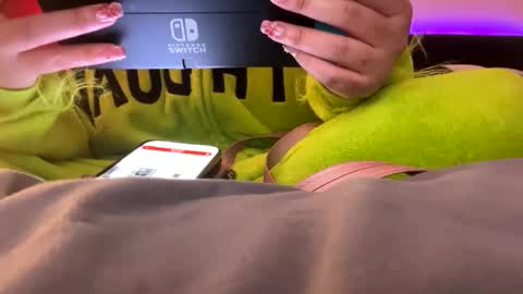 splashvirus online show from February 4, 4:59 am