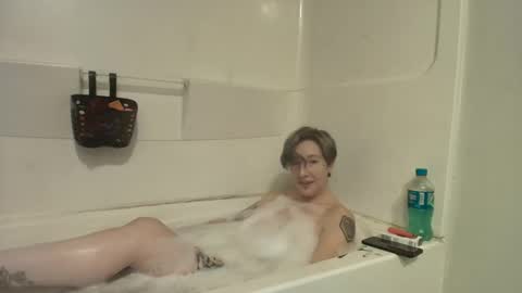 Kova online show from February 18, 1:59 am