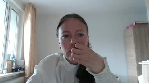 spring_time_ online show from April 15, 9:43 am