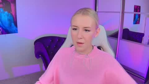 Snapshot of springajara chatting on October 12, 12:51 pm Vetta online show from October 12, 12:51 pm