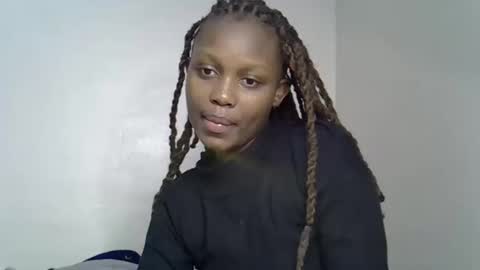 Tashy online show from November 10, 8:59 pm