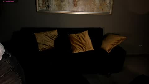 Stacy Woods online show from April 20, 10:40 am