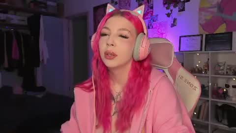 Stacy online show from July 17, 5:38 pm