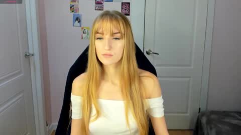 Stacy Mon Tue Wed Thu Fri Sun GMT GMT 3 1000am - 0400pm  online show from December 23, 8:11 am