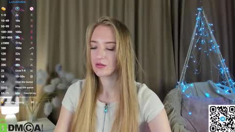 Stacy Mon Tue Wed Thu Fri Sun GMT GMT 3 1000am - 0400pm  online show from November 9, 9:49 am