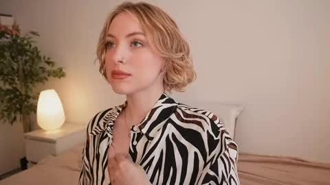 Kristina online show from April 8, 1:46 pm