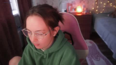 Alice online show from December 21, 8:07 am