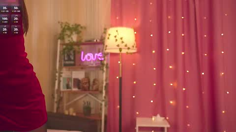 Chloe online show from March 28, 11:10 am