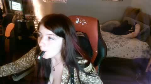 Starlight online show from December 12, 12:48 am