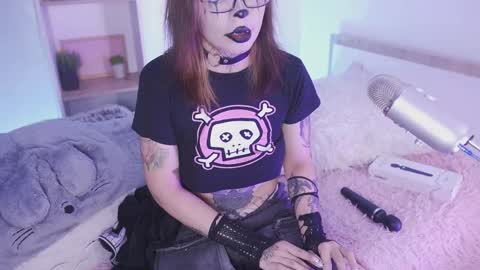 Yoko online show from May 15, 11:40 pm