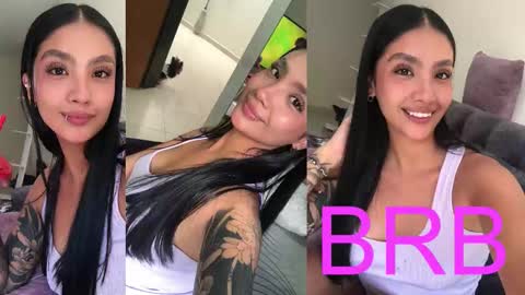 Im MiaIts my first day here  online show from March 20, 11:31 pm